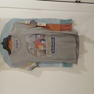 NWT Gray Peanuts Tee, Size Medium